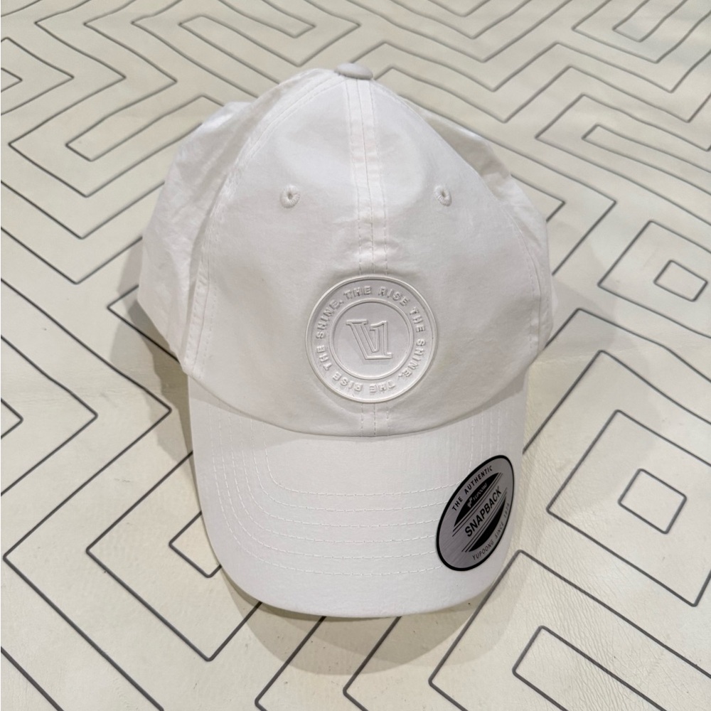 NWT Vuori White SnapBack Hat